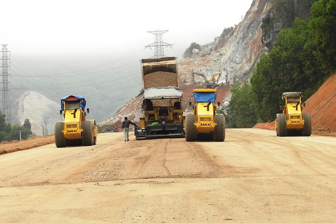 Công trường chuỗi cao tốc tỷ đô ở Quảng Ninh